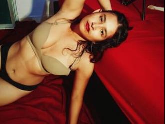 AmelieAmour23